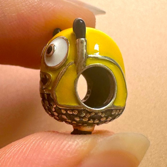 Minions Silver Pandora FIT Charm - Picture 4 of 7